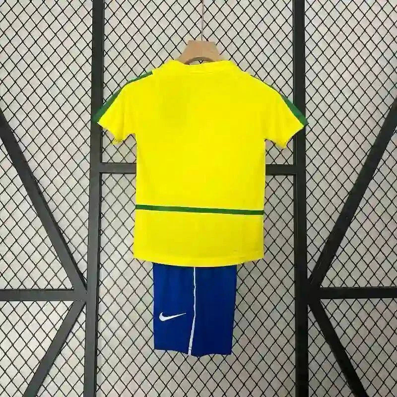 Conjunto Infantil retrô Brasil principal 2002 - amarela