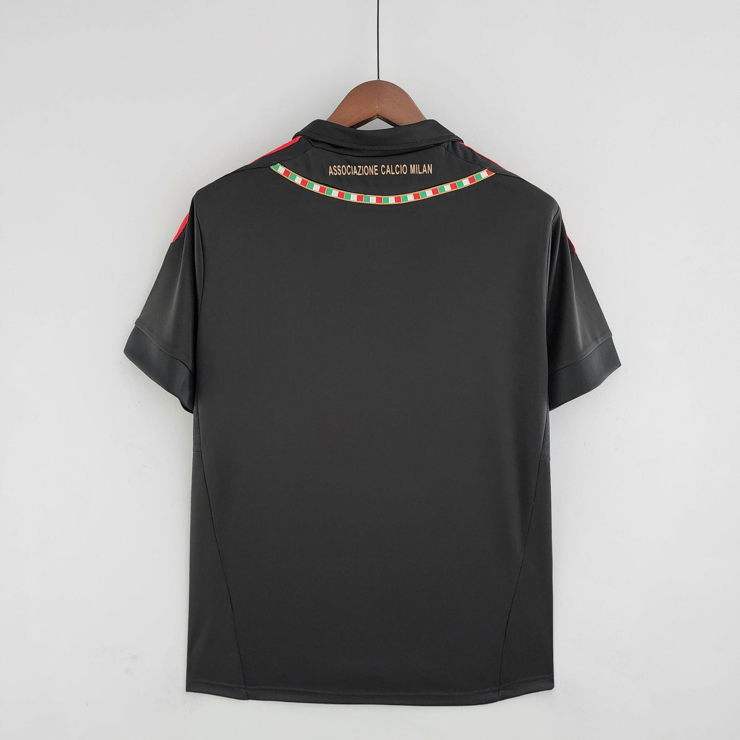 Camisola Retrô AC Milan 2011/12 Terceira