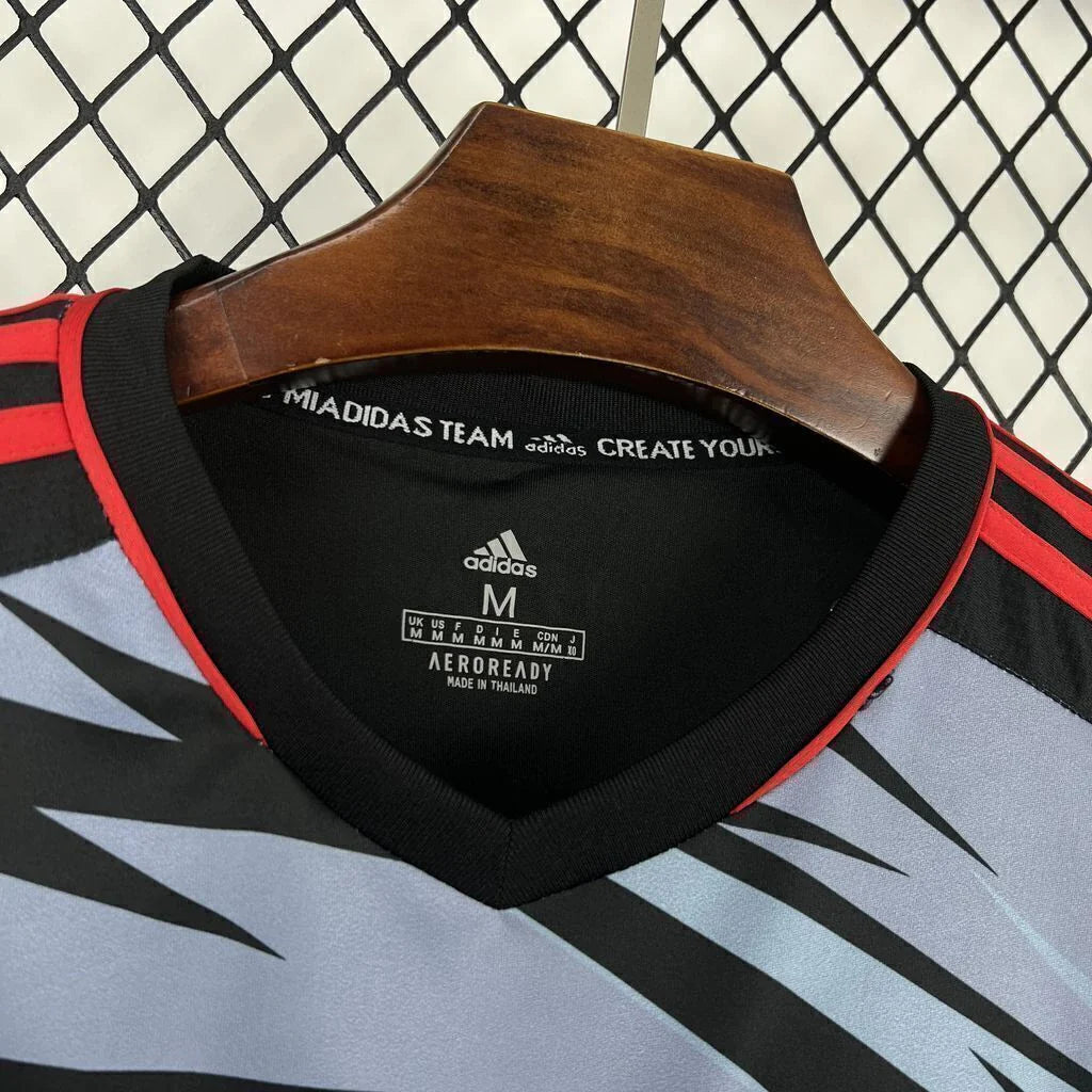 Camisola S L B retrô terceira CINZA e PRETA 2021/22