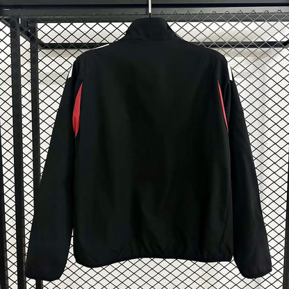Casaco preto e vermelho 2025/26 fecho completo