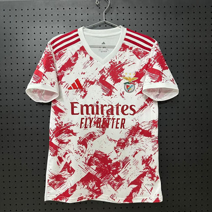 Camisola concept exclusiva vermelha e branca 2026/27 - LANÇAMENTO