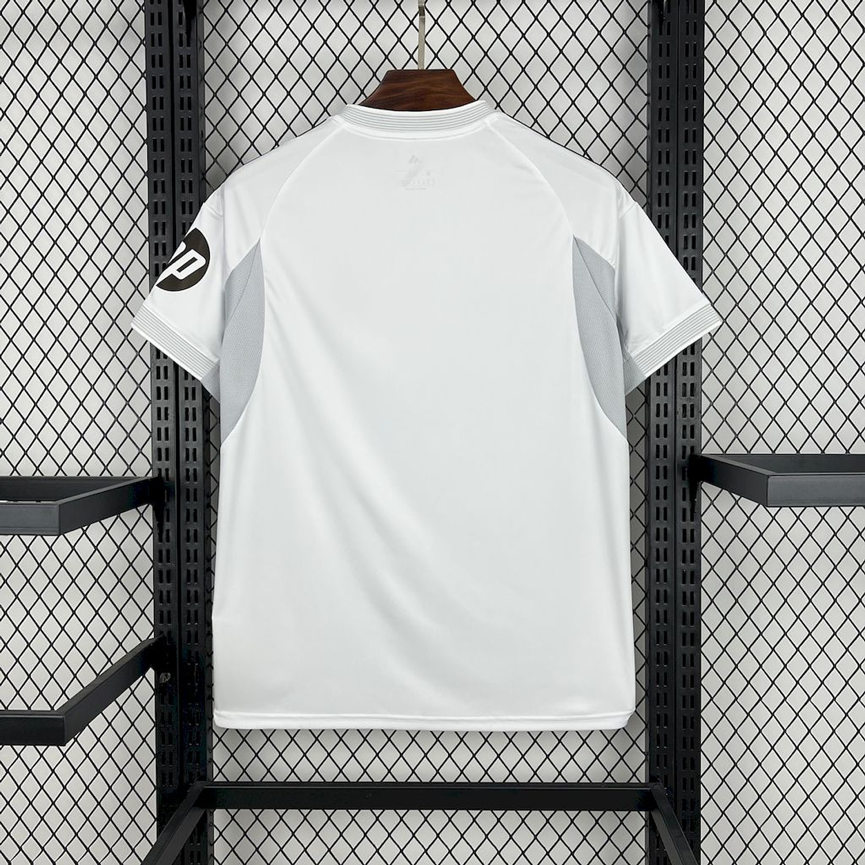 Camisola Real Madrid branca Home 2025/26