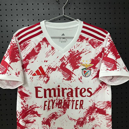Camisola concept exclusiva vermelha e branca 2026/27 - LANÇAMENTO