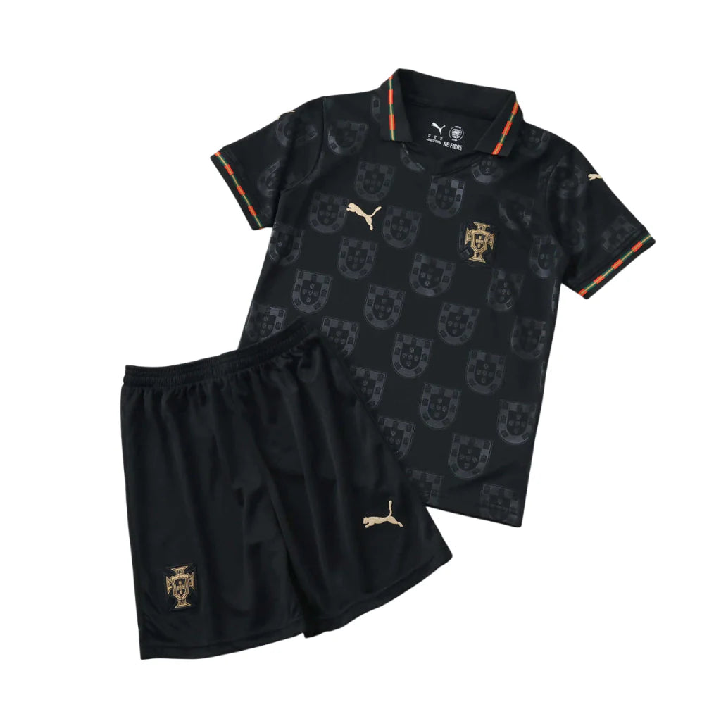 Conjunto infantil Seleção Portugal edição especial pantera negra EUSÉBIO preta 2025/26