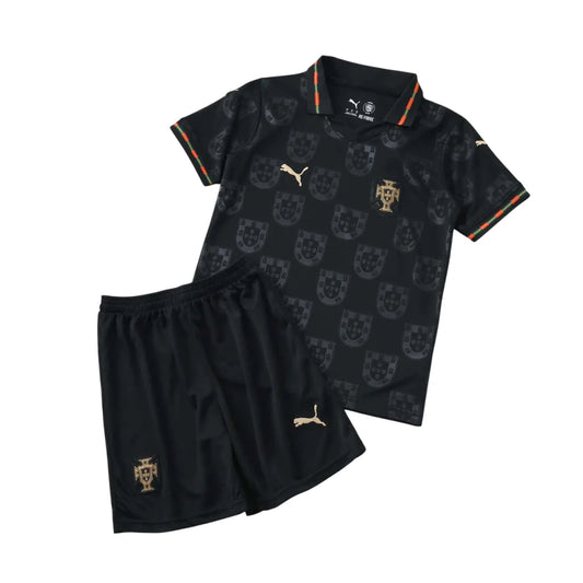 Conjunto infantil Seleção Portugal edição especial pantera negra EUSÉBIO preta 2025/26