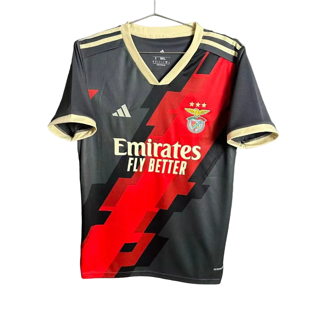Camisola concept preta e vermelha 2026/27