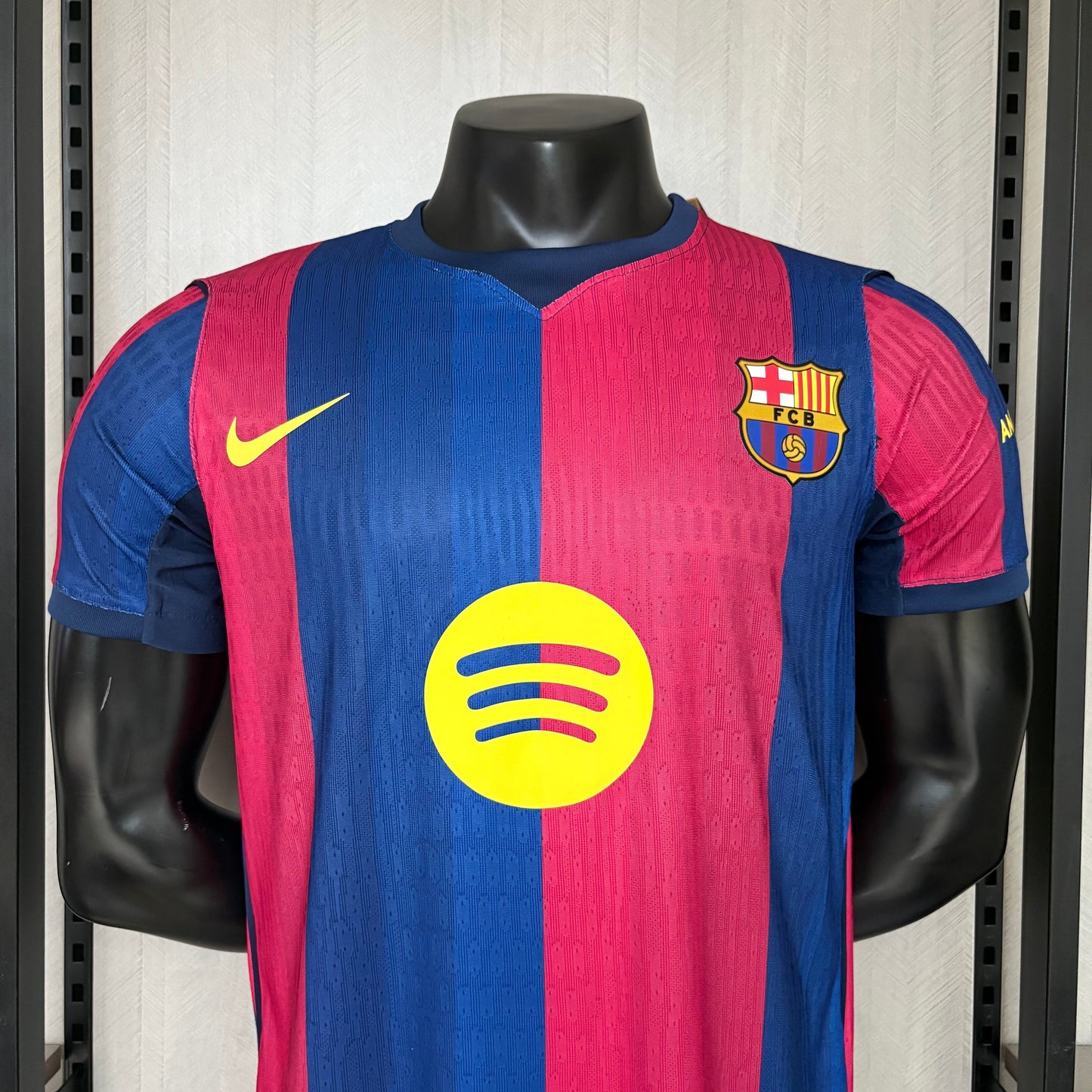 Camisola Barcelona home azul e vermelha  - Player 2026/27
