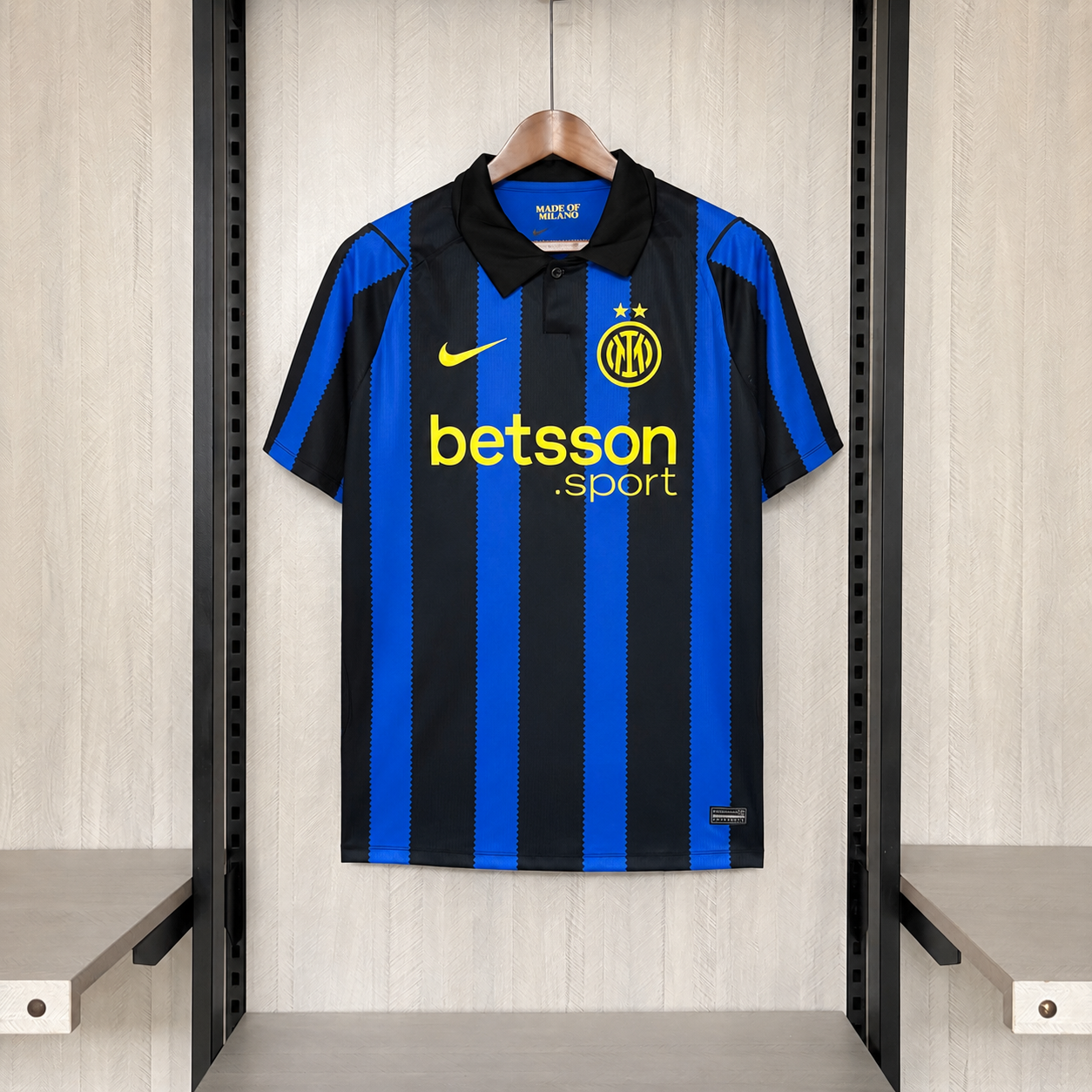 Camisola Inter Milão home azul e preta 2026/27