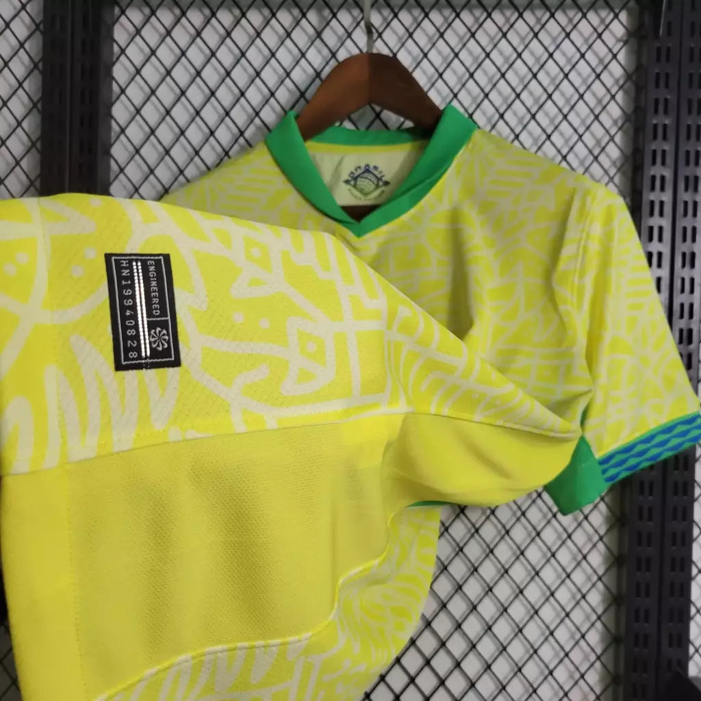 Camisola Brasil Amarela Home Copa do Mundo 2022