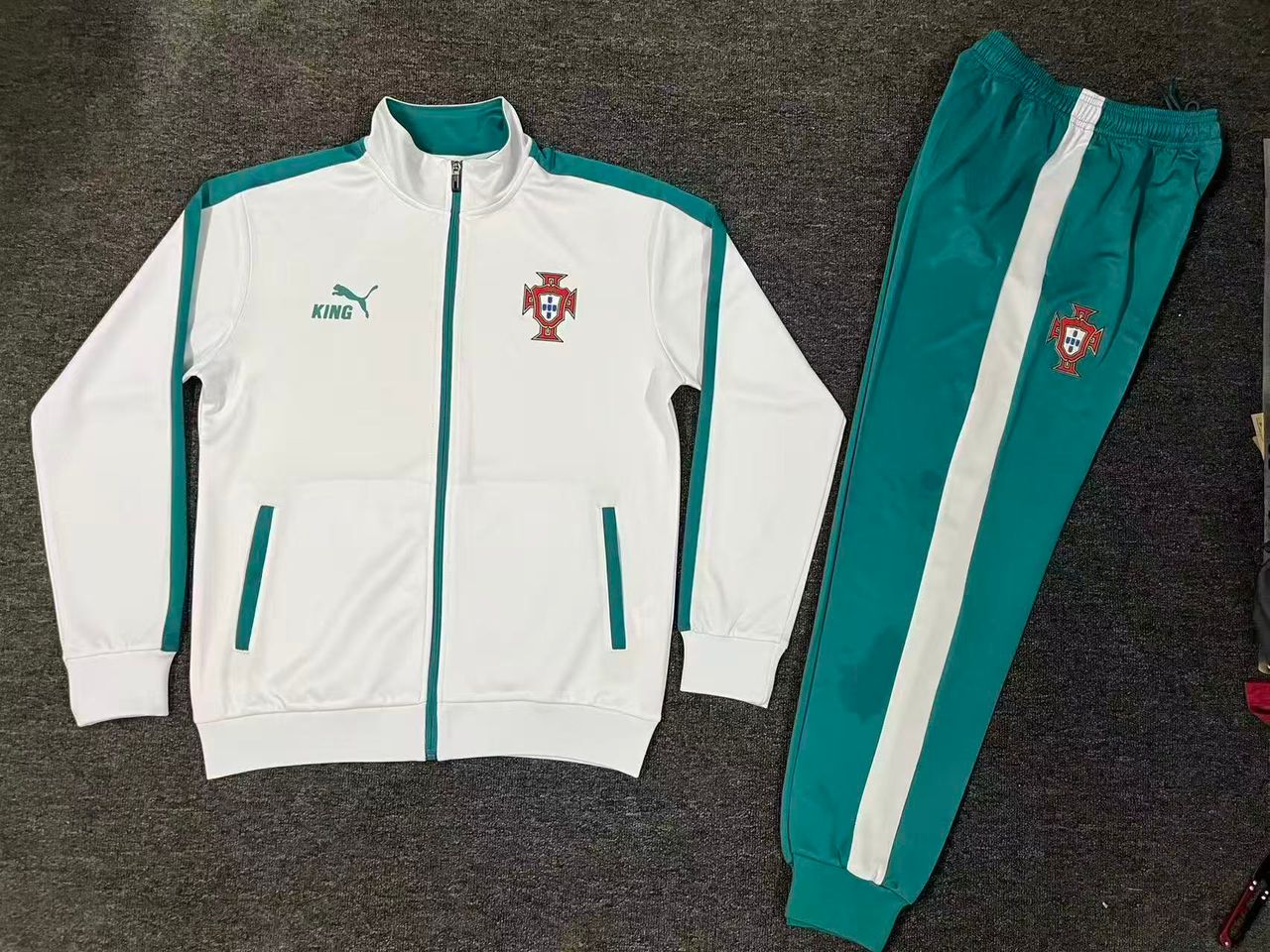 Fato de Treino Seleção de Portugal king cor branco e verde 2026/27