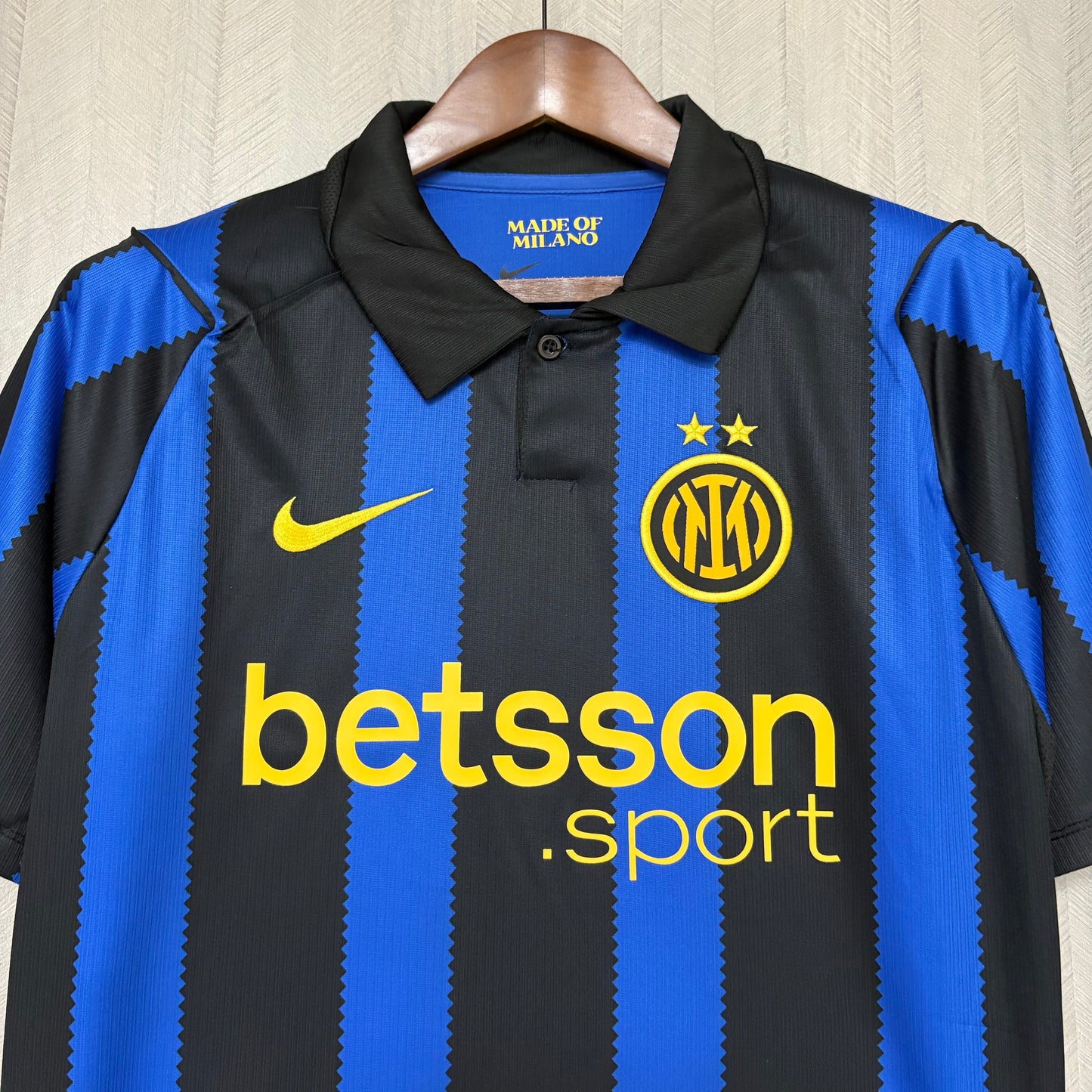Camisola Inter Milão home azul e preta 2026/27
