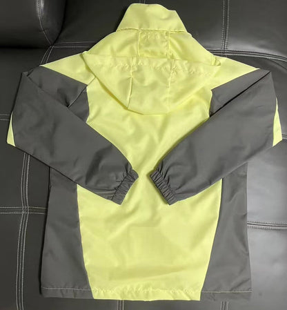 Casaco amarelo 2026/27 fecho completo