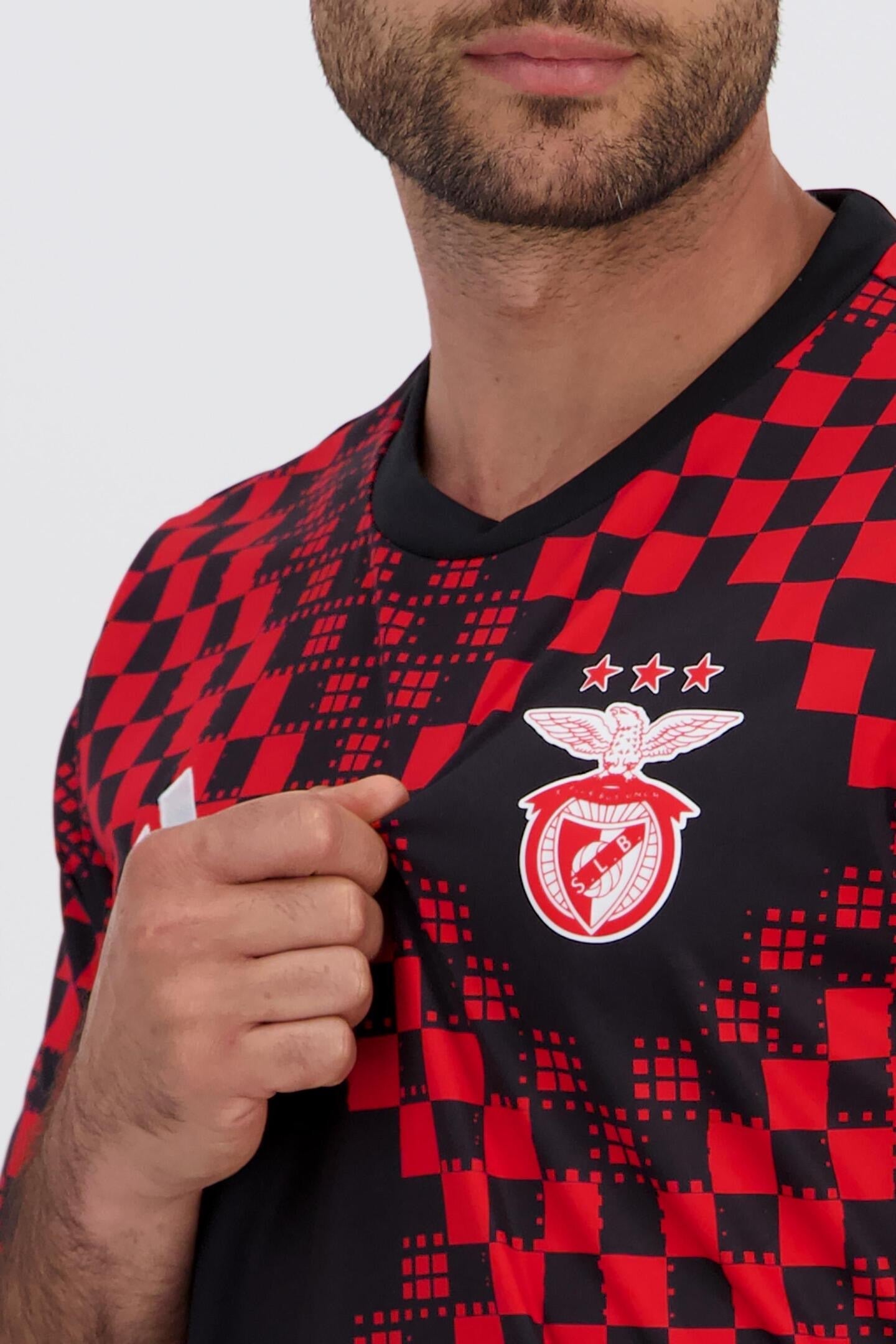 Camisola pré jogo vermelho/preto 2025/26