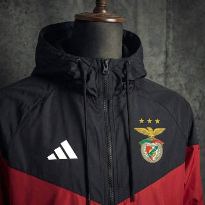 Casaco vermelho e preto 2026/27 corta vento fecho completo