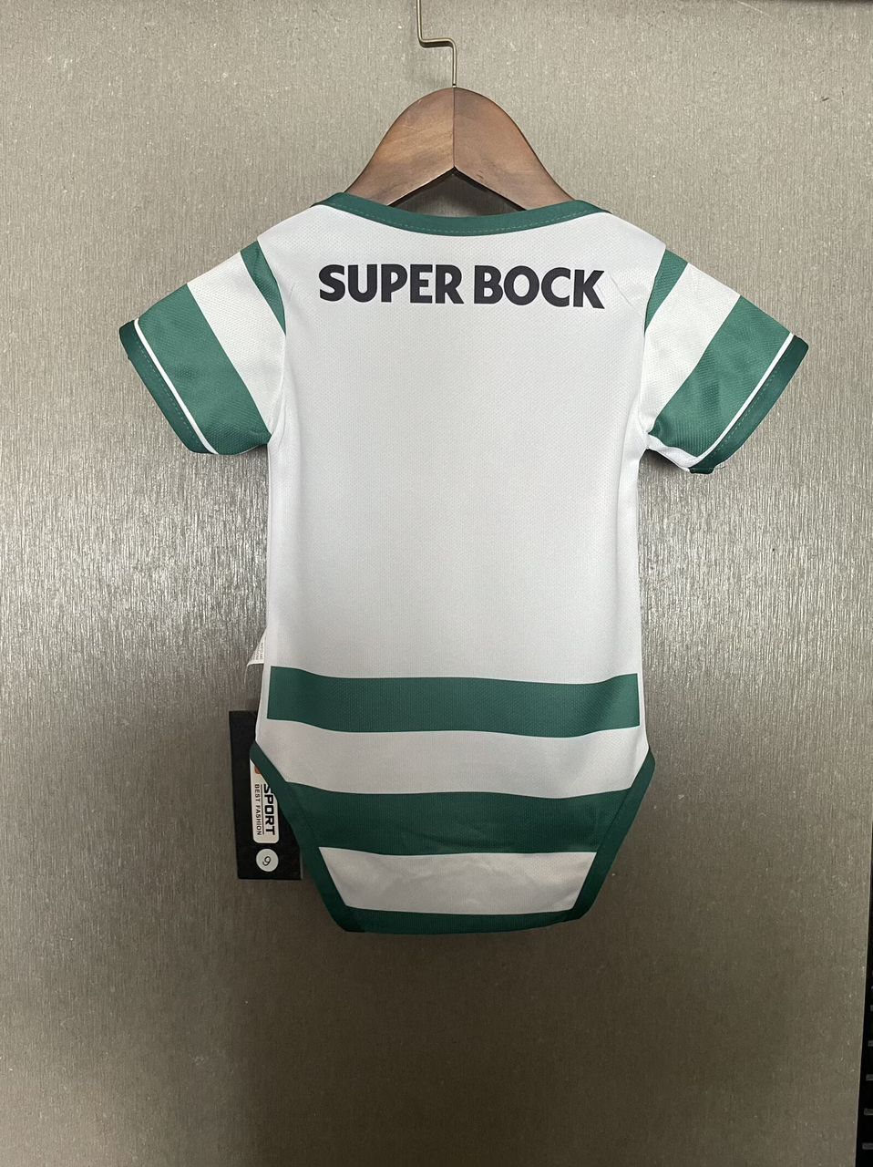 Body bebé S C P principal verde e branco - 2025/26