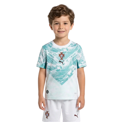 Conjunto infantil Seleção Portugal alternativa verde - calção branco - COPA DO MUNDO 2026