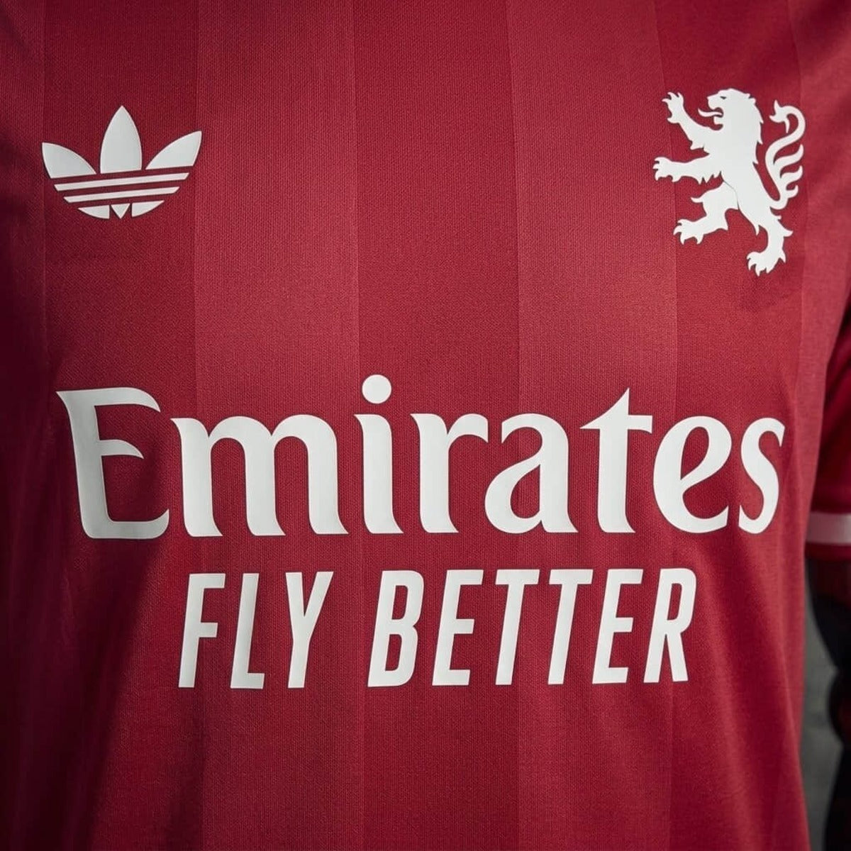 Camisola LYON - Olympique Lyonnais Alternativa 2026/27