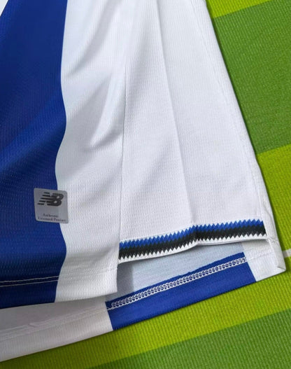 Conjunto infantil CAMPEÕES 31 dragão PRINCIPAL 2026/27 azul e branca – pré venda (11 a 22 dias úteis)
