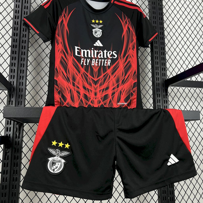 Conjunto infantil concept preta e vermelha 2025/26