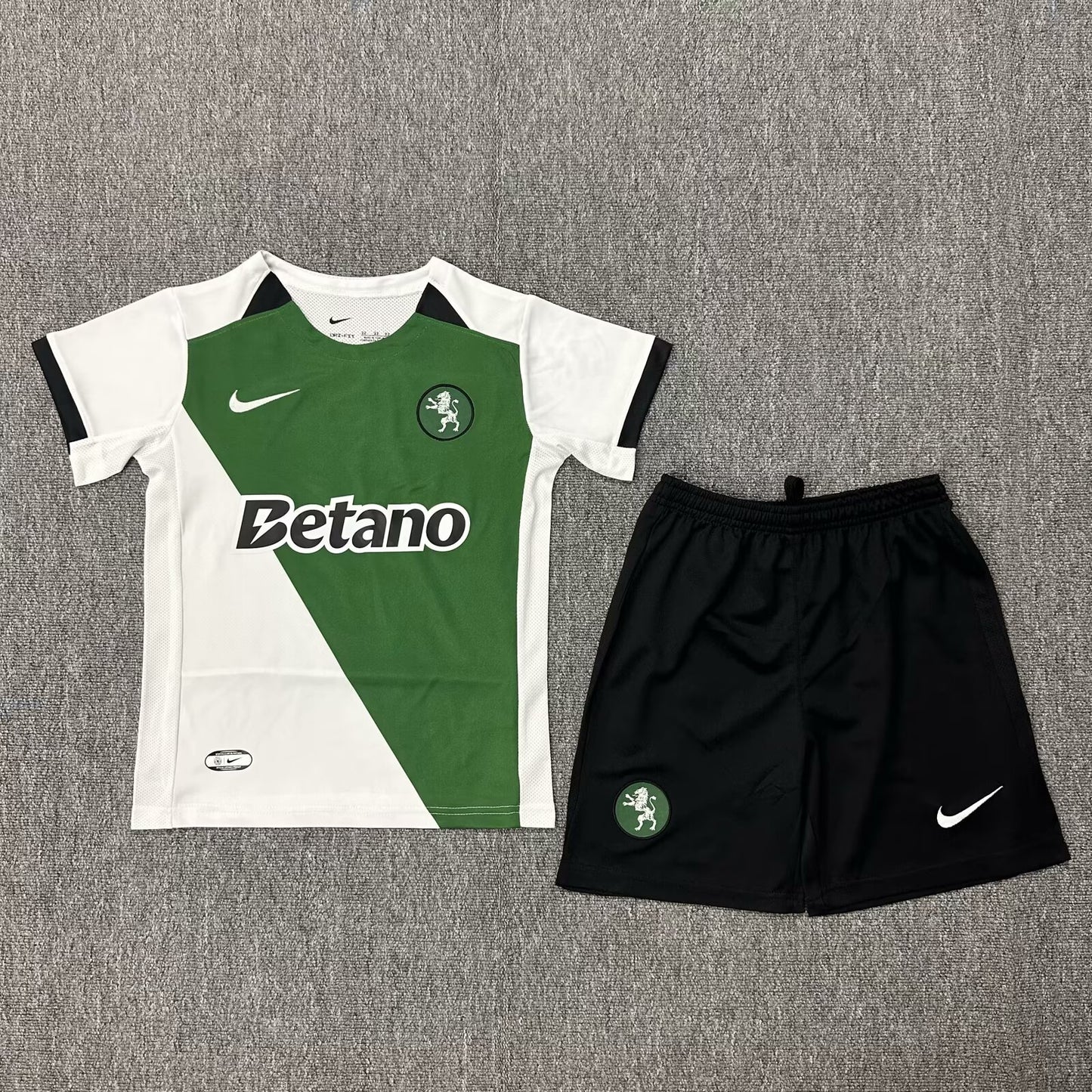 Conjunto infantil BICAMPEÃO stromp 2024/25
